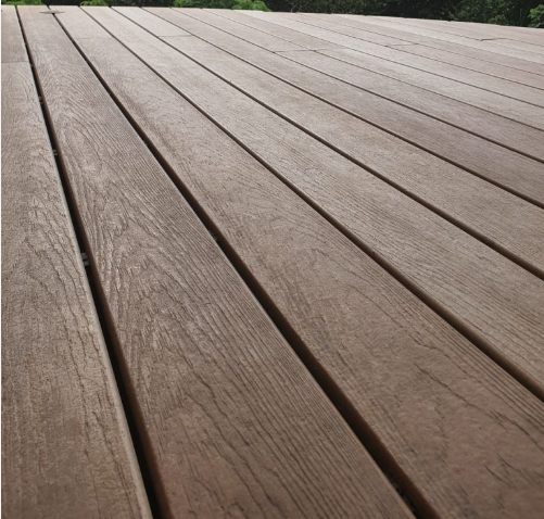 Deck panel automatizado para alberca