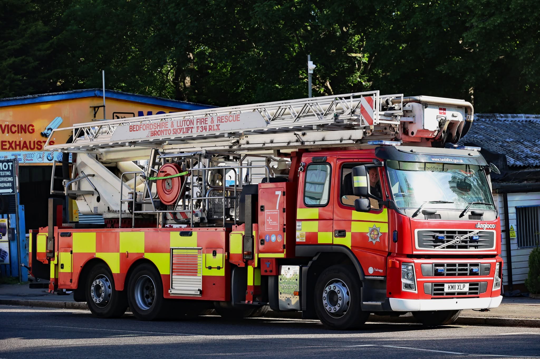One of our favourites: Bedfordshire & Luton Fire & Rescue Aerial Ladder Platform (Bronto Skylift F34 RLX). Photograph by Lucy-Emma.