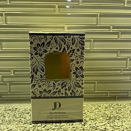 JD Collection Petrina bottle