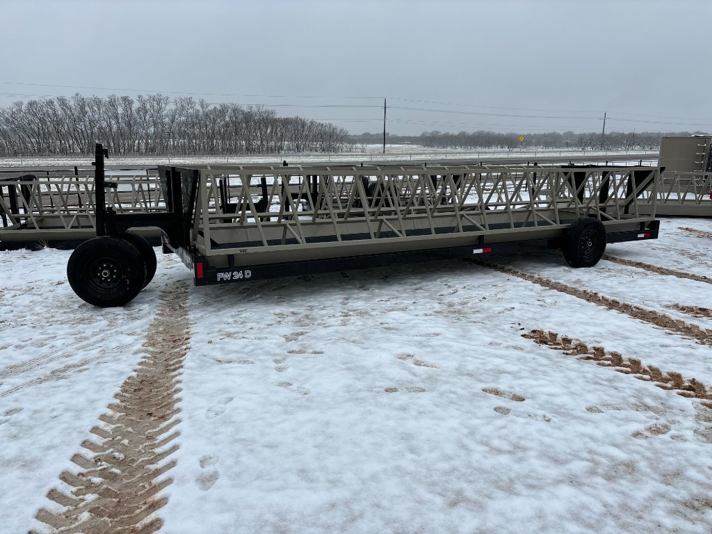 PW 24D Feed Wagon - Side View
