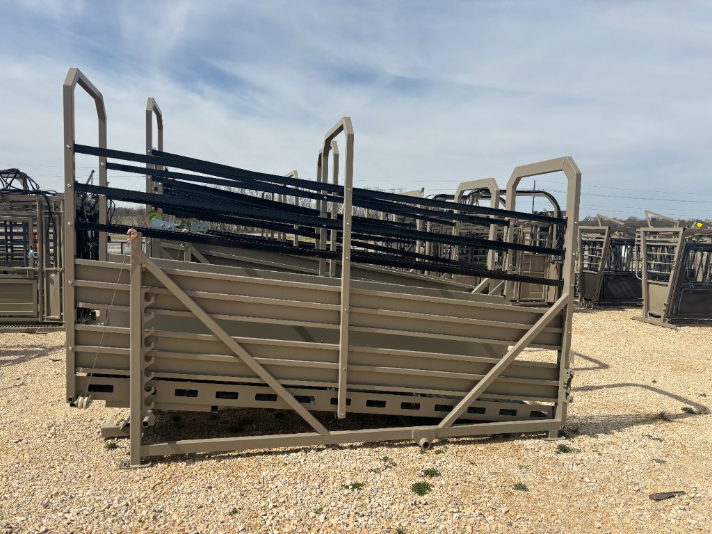 Loading Chute - Tan Side Profile