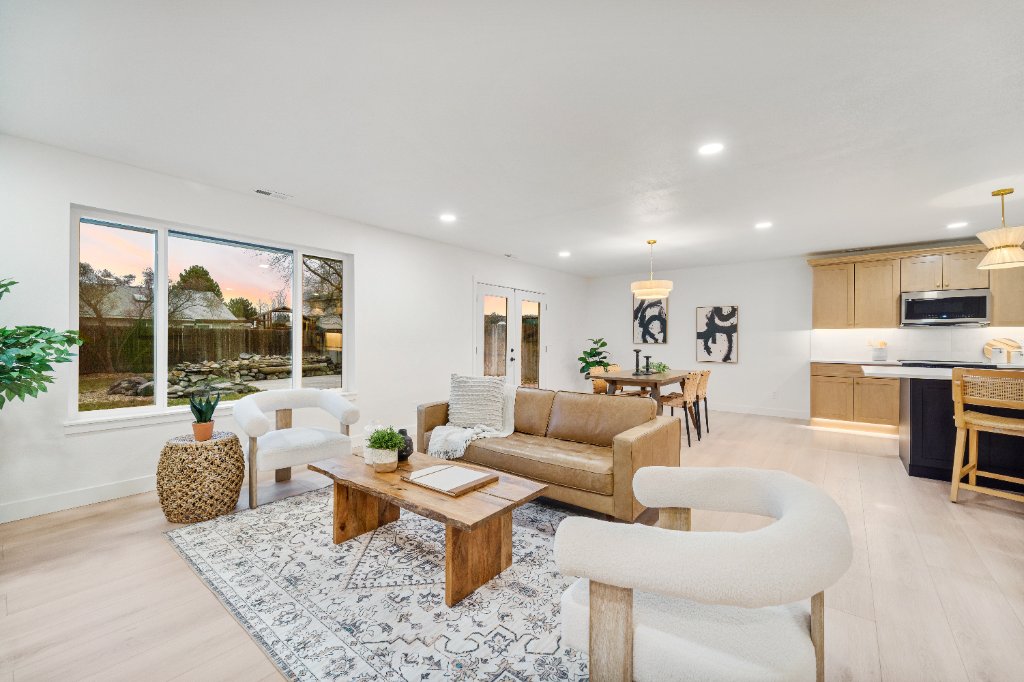 Living room with windows