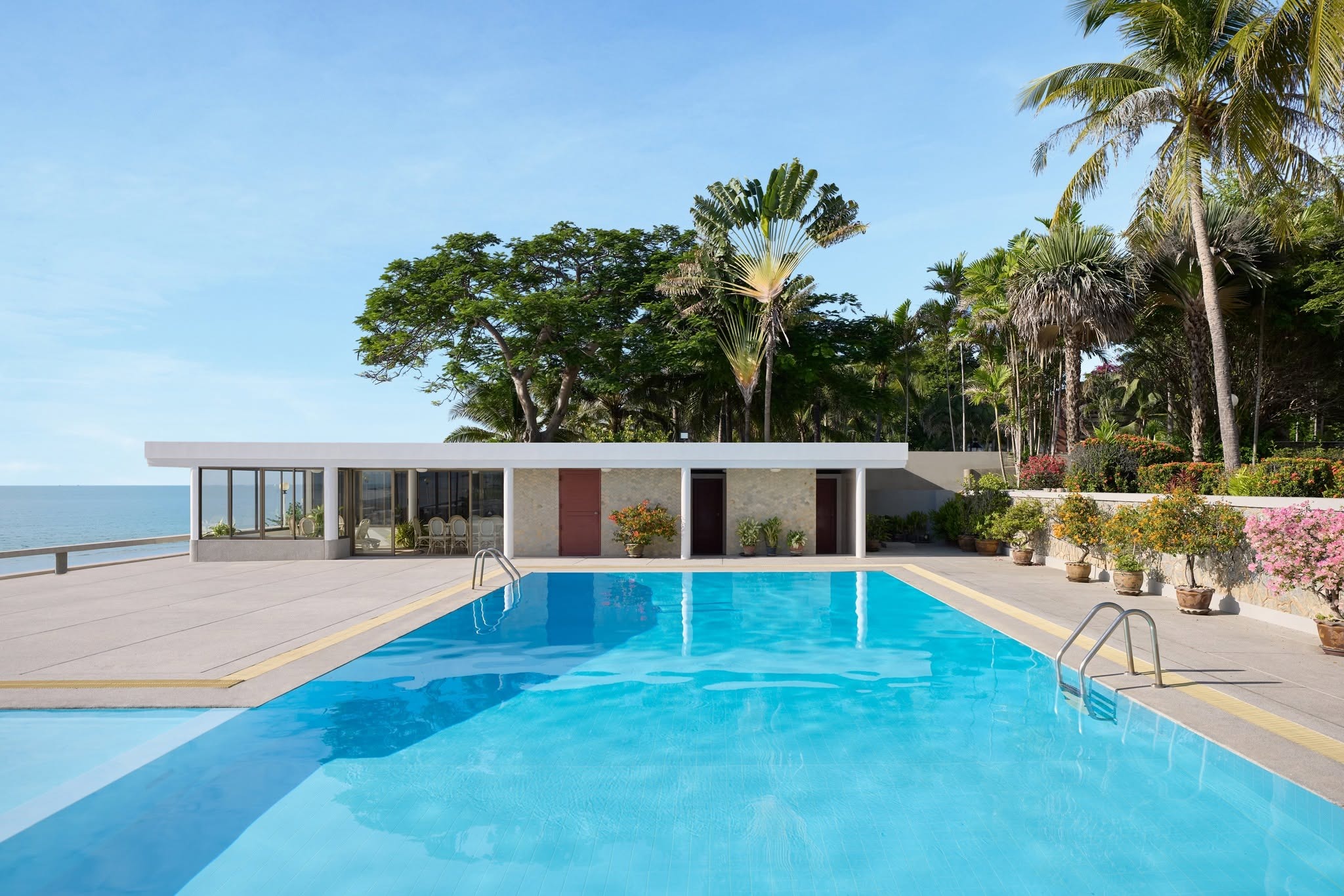 Molly Beachhouse