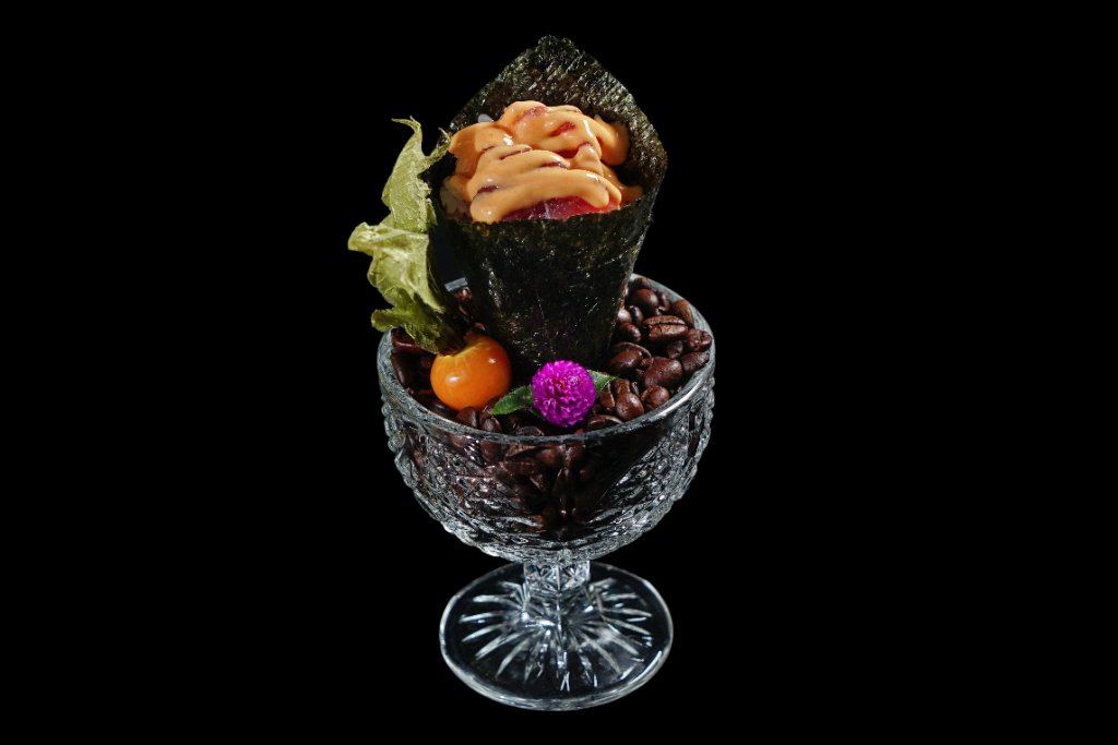 Temaki spicy salmone