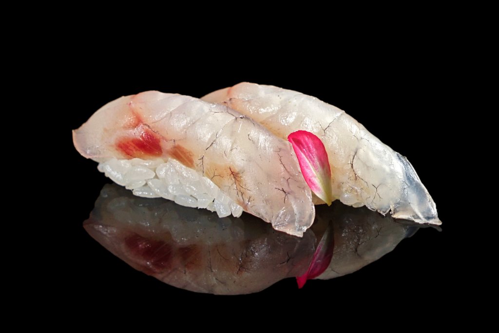 Nigiri ricciola