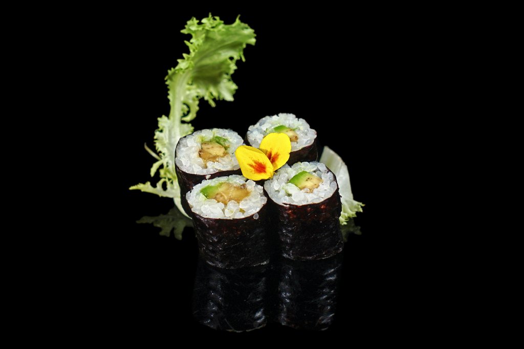 Hosomaki anguilla e avocado
