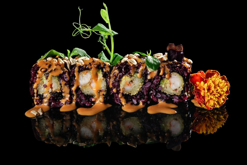 Uramaki riso venere gambero panko