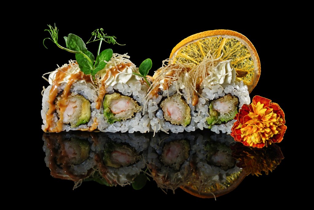 Uramaki speciale gambero tempura e philadelphia