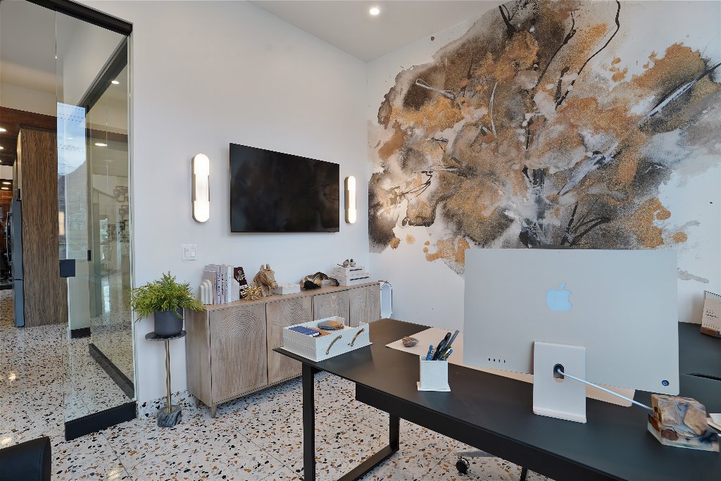 Private Office Suite