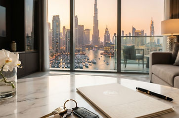 Własność nieruchomości w Dubaju: dokumenty i klucze apartamentu z panoramą Dubaj Marina