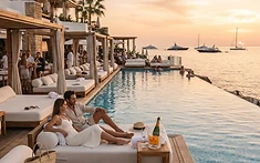 Beach club season closing: Ocean Club and Nikki Beach end October against the Puerto Banús skyline