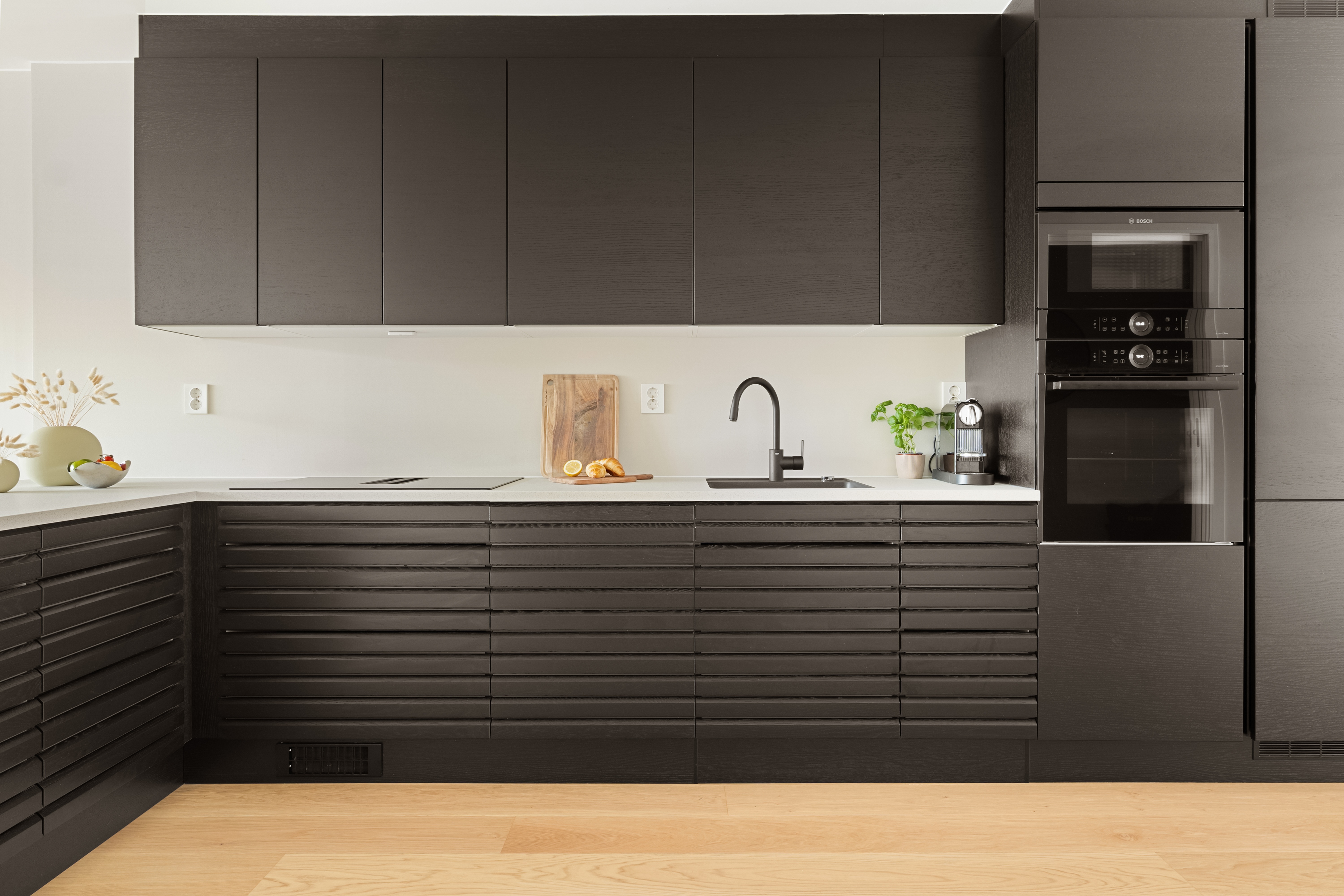 Barnices italianos ICLA para madera — recubrimientos premium en Guatemala