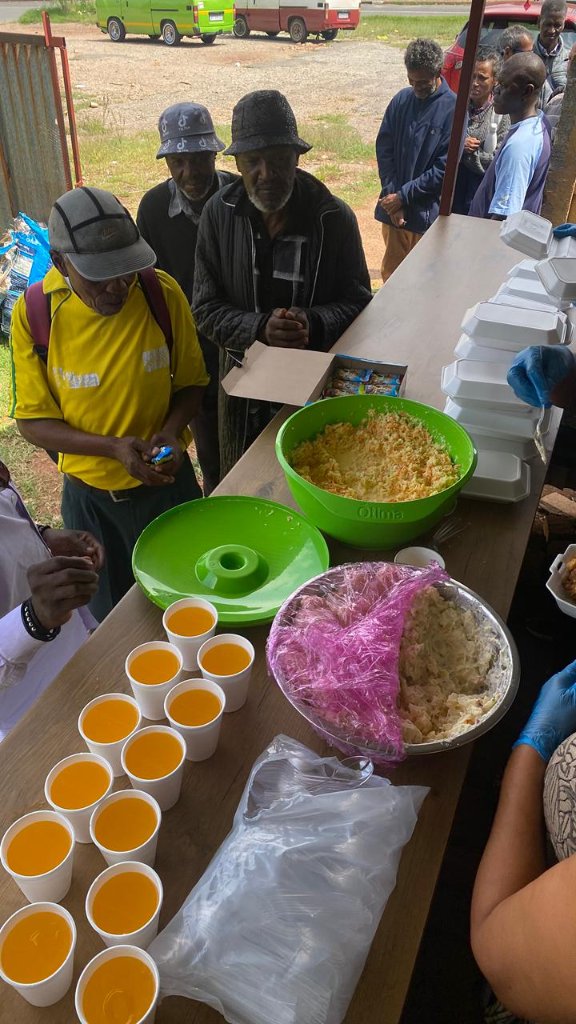 Community Feeding & Outreach