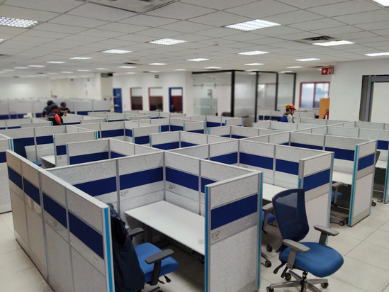 Área administrativa y de producción — Advanced Composites
