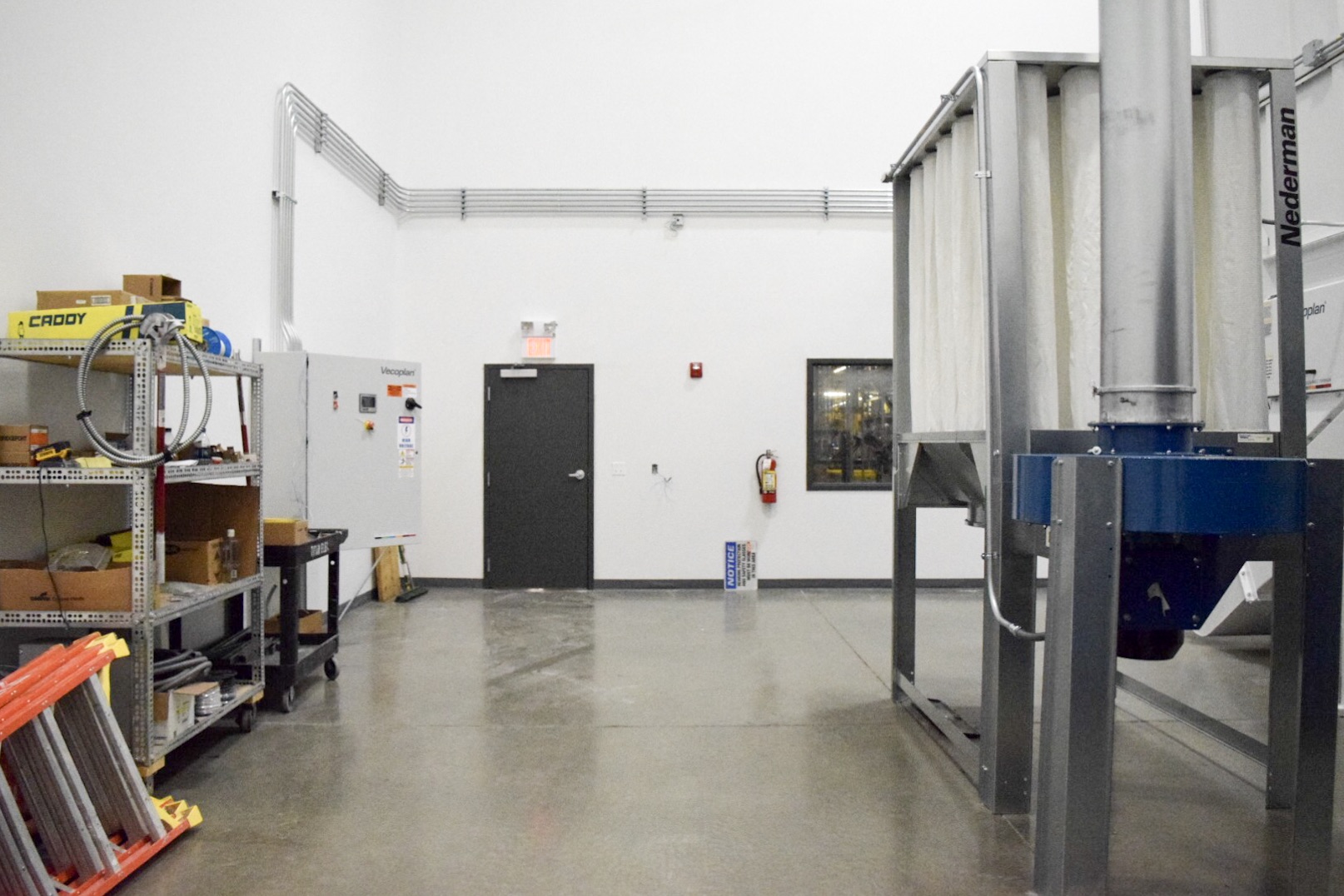 ReaderLink Soundproof Room — image 13