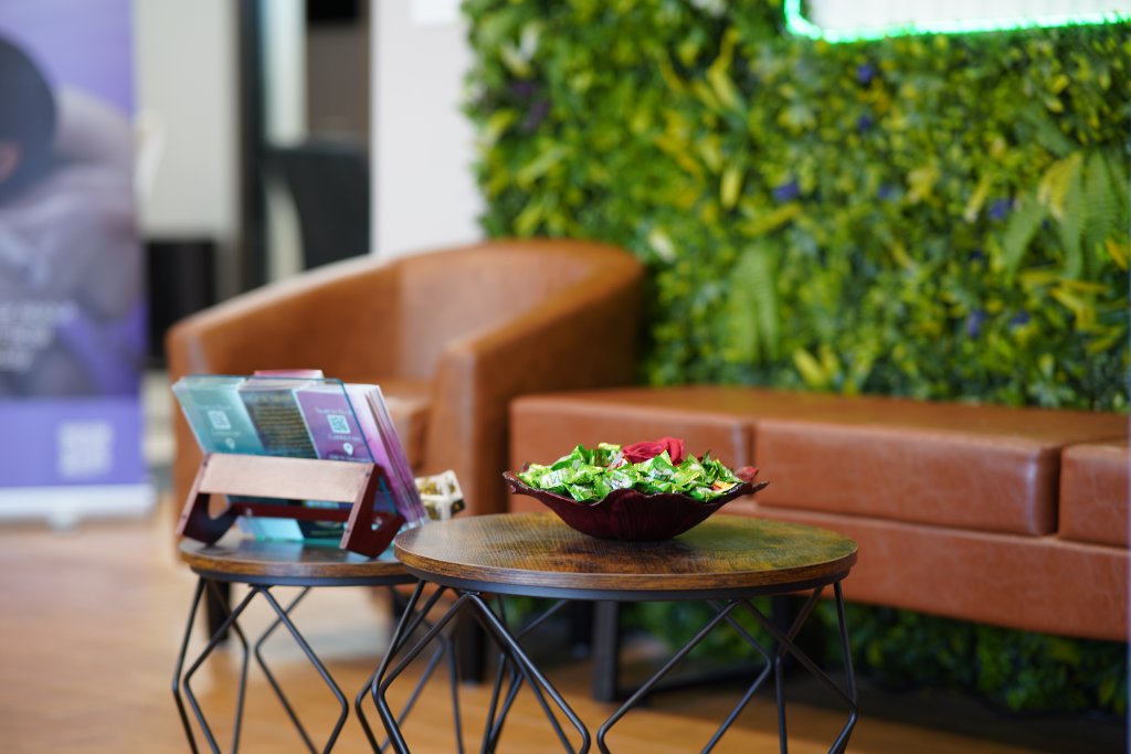 Buitizon MedSpa — Lounge Area