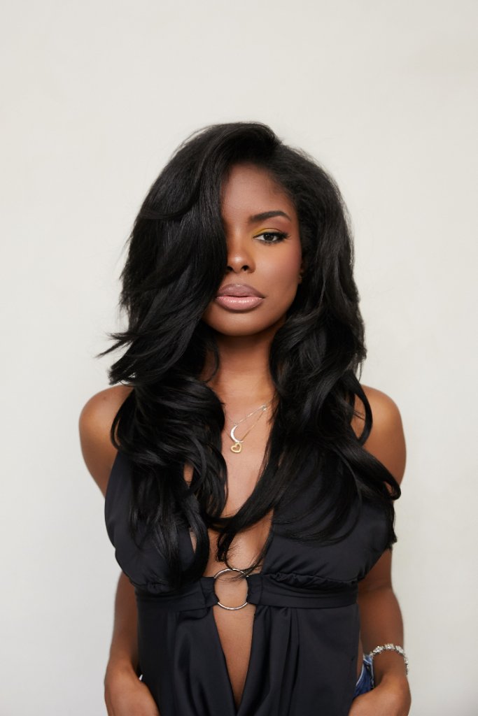 Dark Glam Volume after