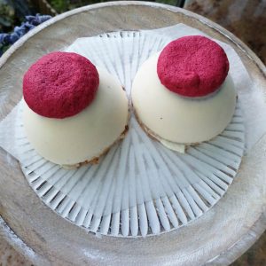 Entremet chocolat blanc — pâtisserie sans gluten artisanale à Saint-Malo