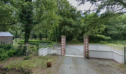 La brocante le patis grillé de Notre Dame de Grâce pris en photo par Google Maps