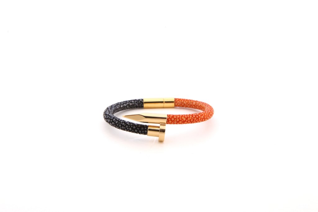 Stingray Nail Bracelet — Dual · Black & Orange