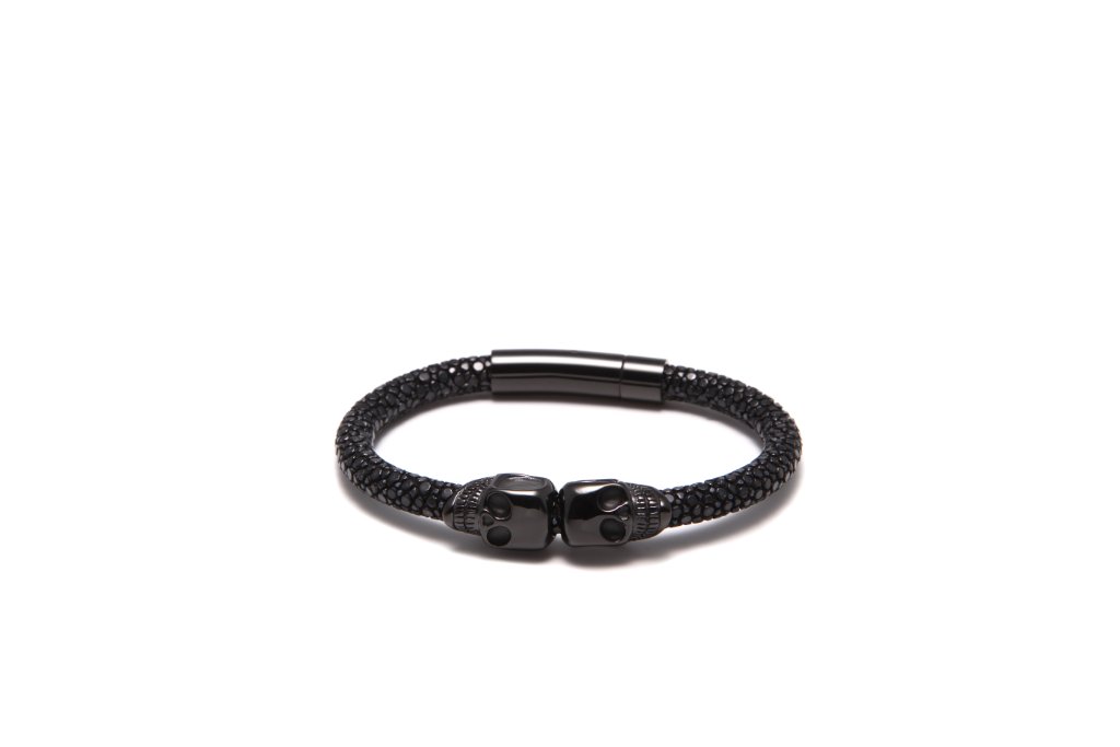 Stingray Skull Bracelet — Black & Black