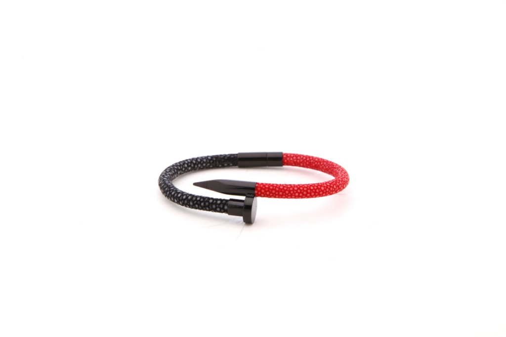 Stingray Nail Bracelet — Red & Gold