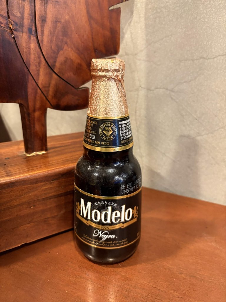 Modelo Negra