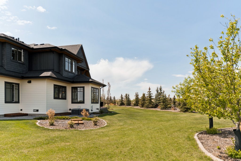 Rear Acreage