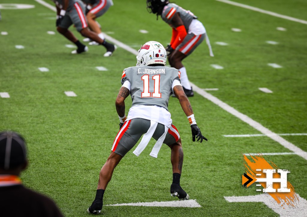 Senior Bowl — C. Johnson #11 Fresno State lines up