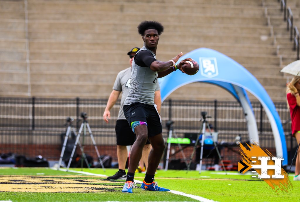 Elite 11 — QB #20 prepares to throw under the arch