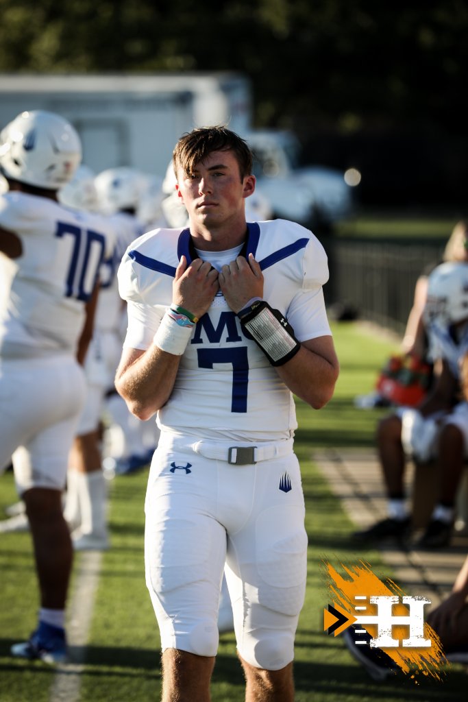 IMG Academy — IMG #7 QB focused on the sideline