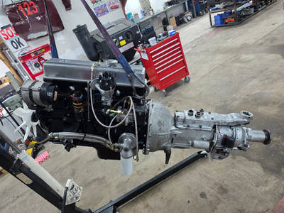 Volledige motorrevisie — 2.5 Pi inline-6 16
