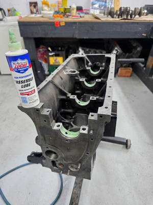 Volledige motorrevisie — 2.5 Pi inline-6 12