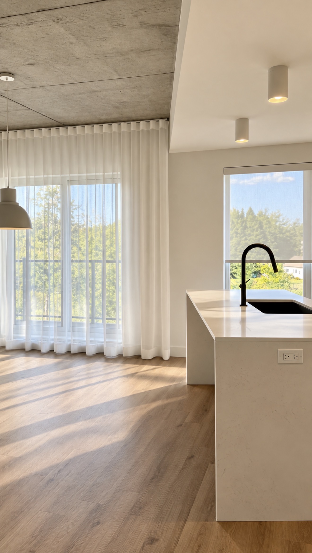 Voilage Monaco (Ripple Fold) + Toile Solaire Blanche 5%