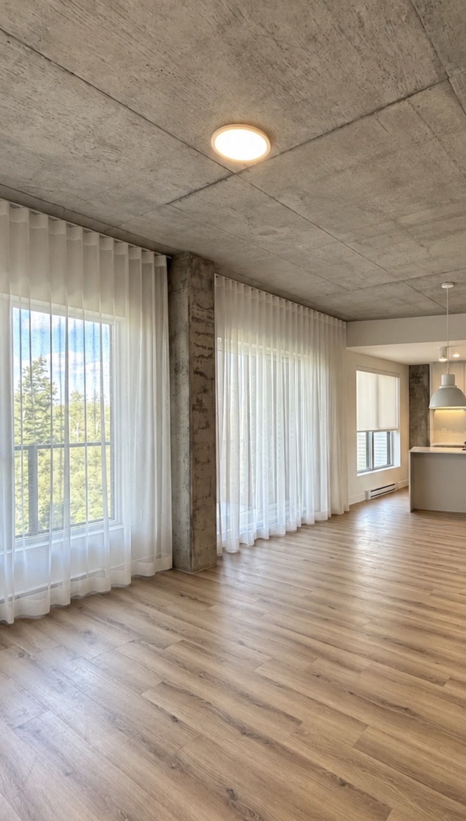 Fenêtre habillée après installation