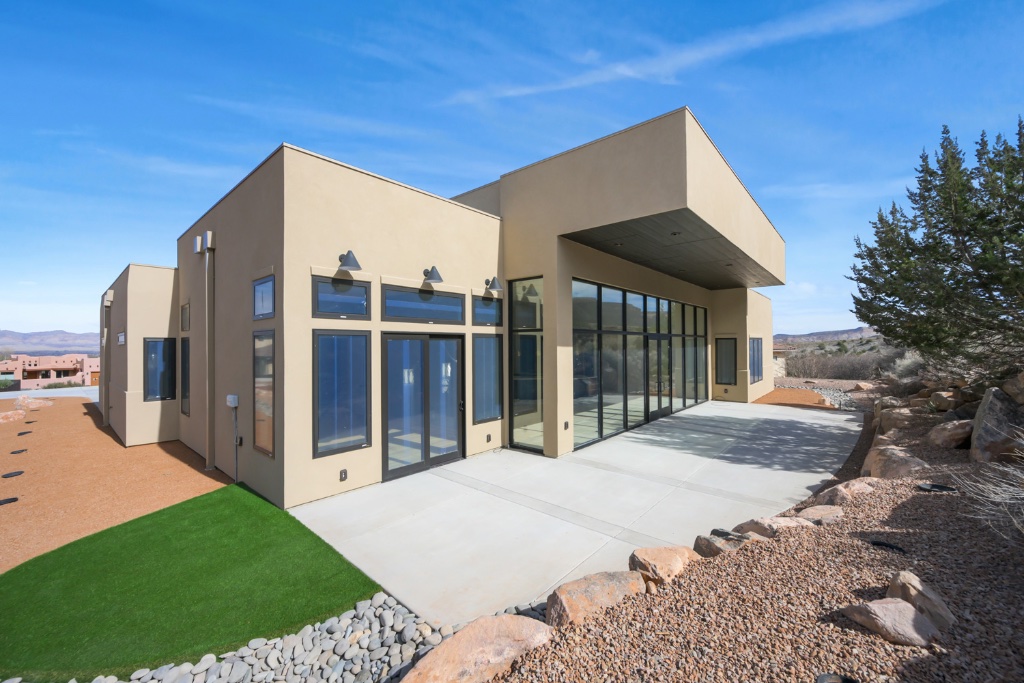 Canyon Shadow Contemporary 3