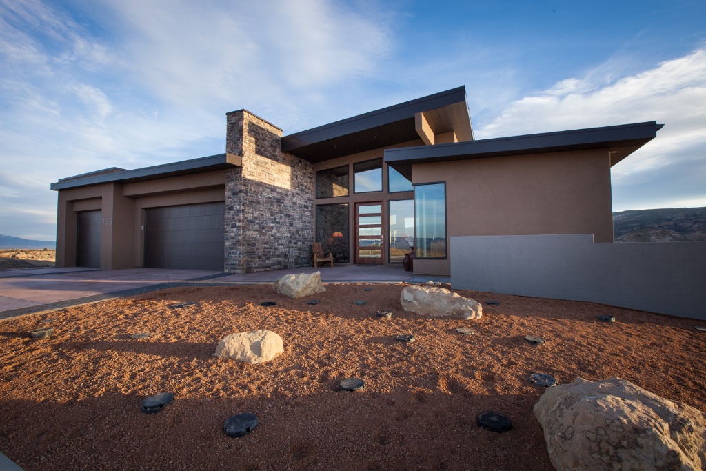 Ledges Desert Vista