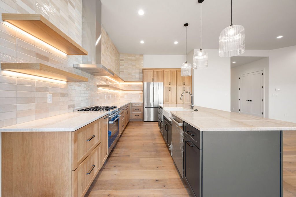Contemporary Summerhill Home 12