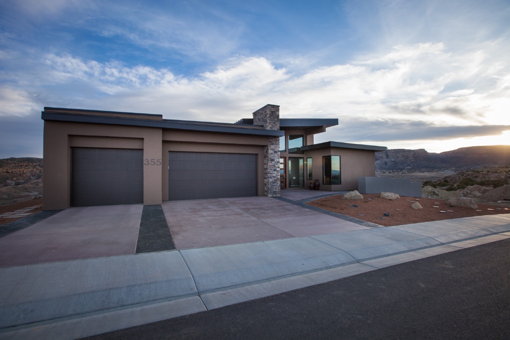 Ledges Desert Vista feature