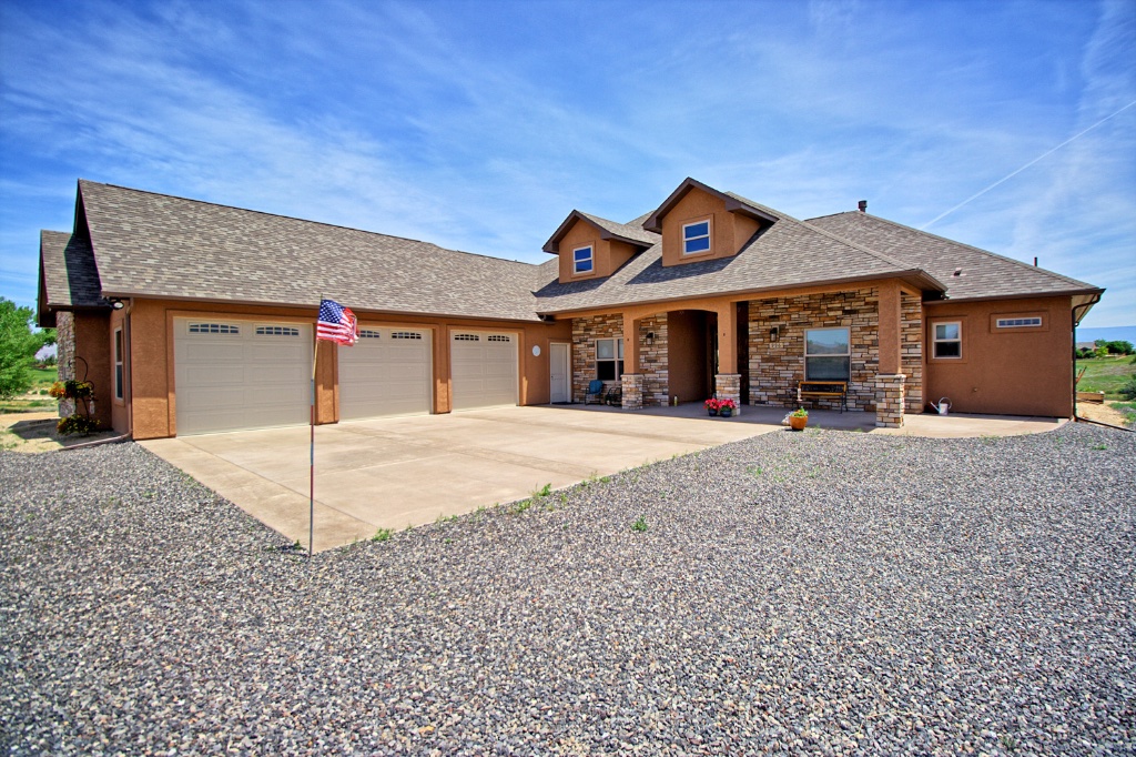 Kestral Court Craftsman