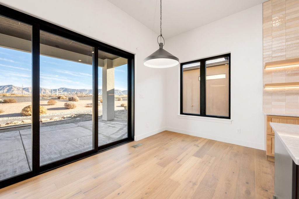 Contemporary Summerhill Home 13