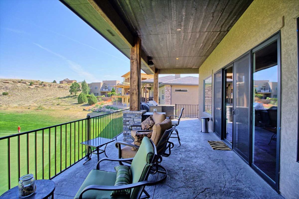 Hillview Drive Rustic Contemporary 17