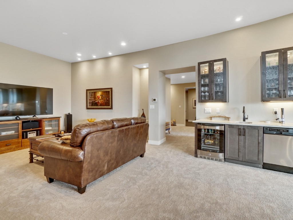 334 Red Ridge Court 7