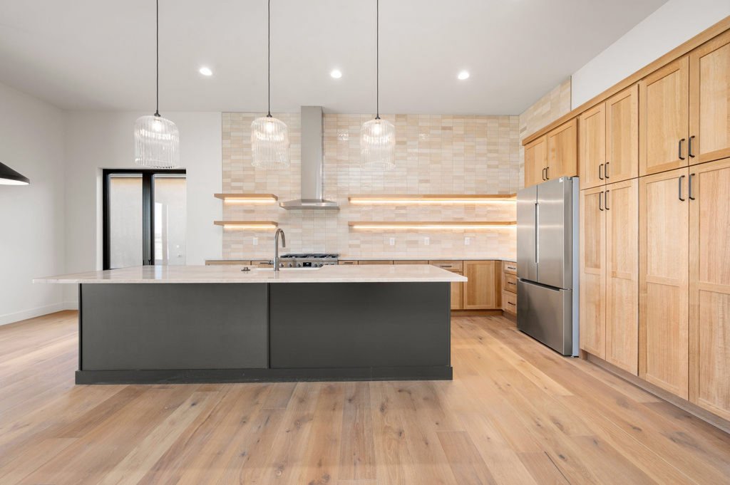 Contemporary Summerhill Home 16