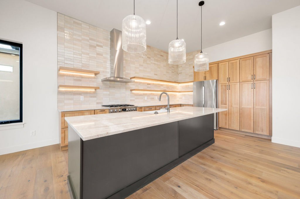 Contemporary Summerhill Home 6