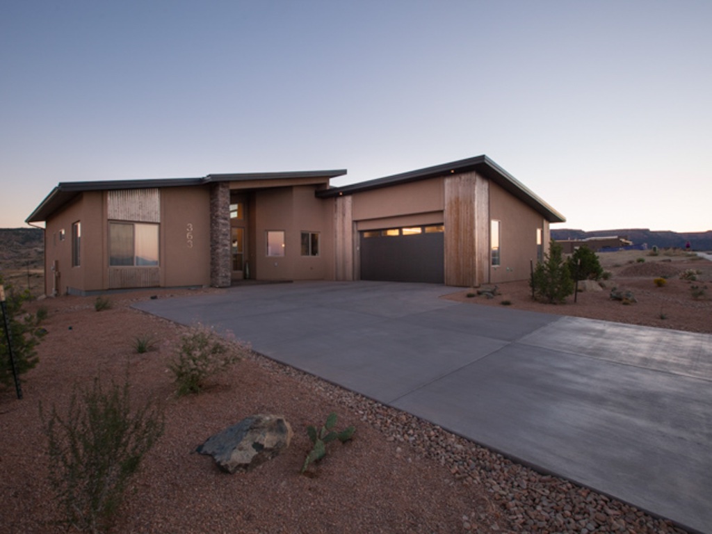 Canyon Shadow Estate
