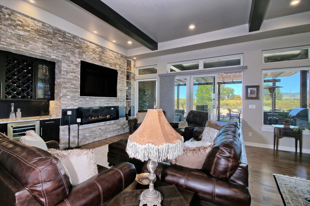 Amber Spring — Summerhill 3