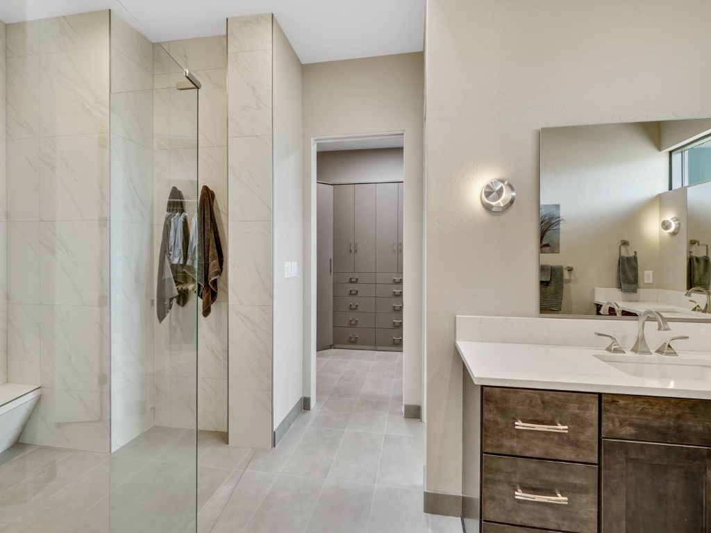 334 Red Ridge Court 3