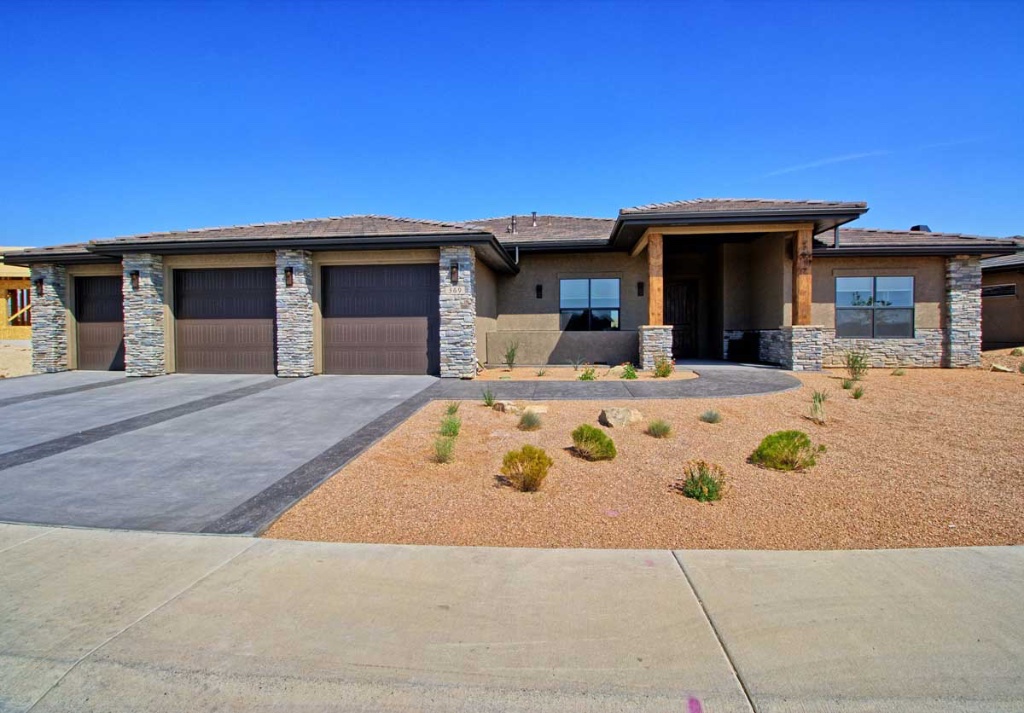 Hillview Drive Rustic Contemporary 21