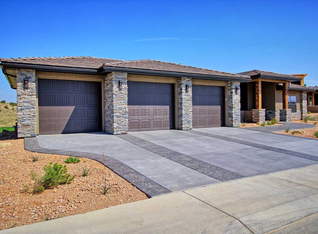 Hillview Drive Rustic Contemporary 15